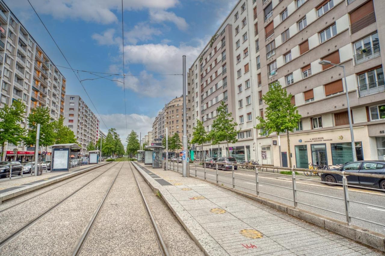 Le Che'Vallier - Catane / Rocade Grenoble Eksteriør billede